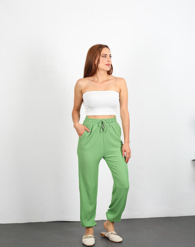 Bel Paça Lastikli Gofre Yeşil Kadın Pantolon - Thumbnail