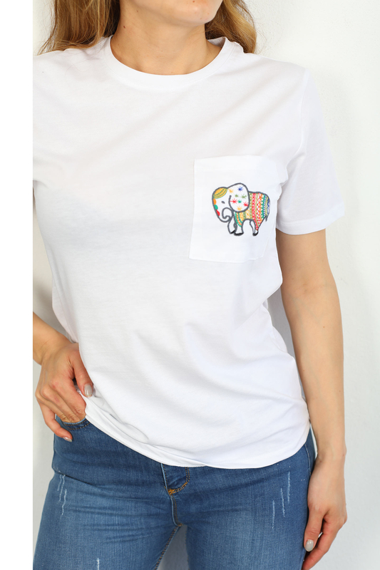 Berox - Cebi Fil Nakışlı Beyaz Kadın T-Shirt (1)