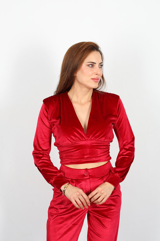 Berox - Derin V Yaka Büzgülü Kadın Kırmızı Kadife Bluz (1)