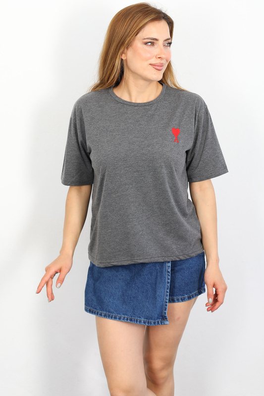 Berox - Kalp Nakışlı Antrasit Kadın Tshirt
