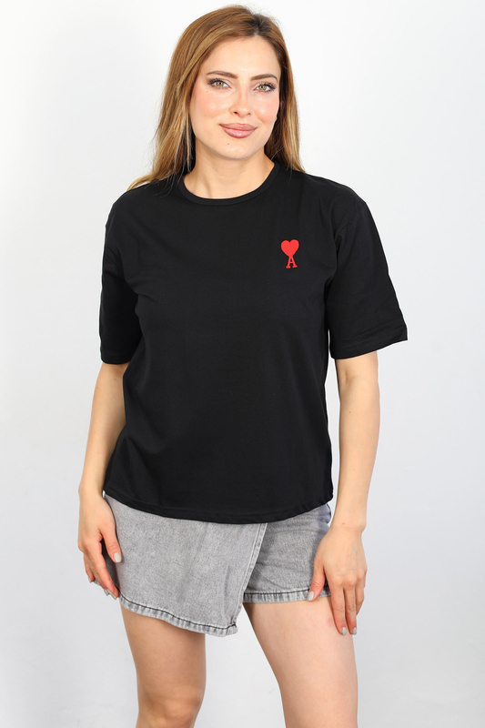 Berox - Kalp Nakışlı Siyah Kadın Tshirt