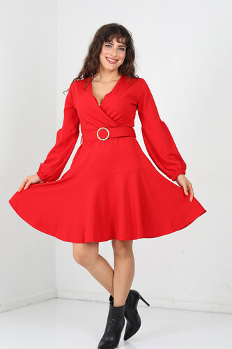 Berox - Kemerli Kruvaze Yaka Parçalı Kloş Kırmızı Kadın Elbise
