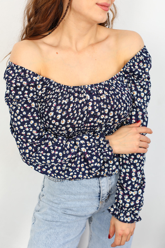 Berox - Prenses Kol Gipeli Çiçek Desenli Lacivert Kadın Bluz (1)