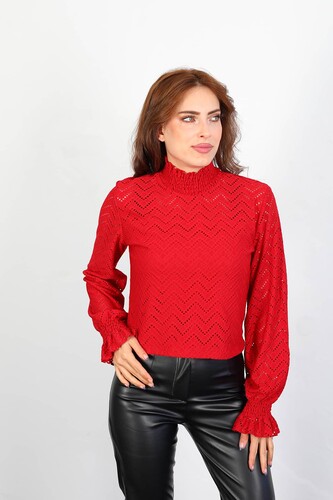 Berox - Zikzak Desen Dik Yaka Kadın Kırmızı Ajurlu Bluz